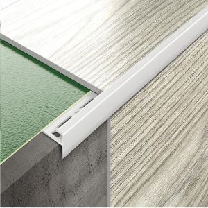 Obrazek Listwa schodowa do paneli LVT CL 5mm 1,35m srebrny